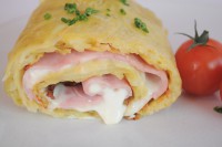 Galette de pommes de terre roulée fourrée à la cancoillotte