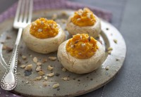 Champignons farcis, mousseline de potimarron